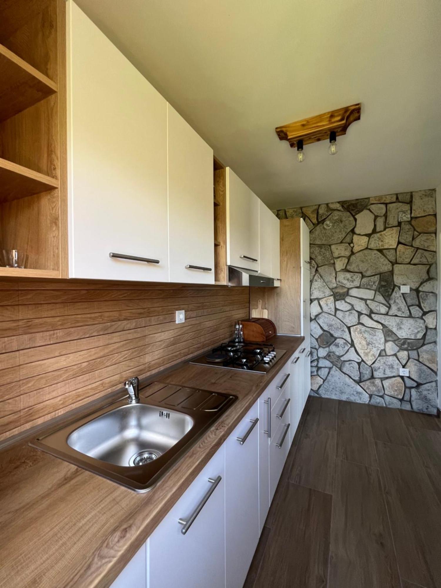 Zen Den Apartments Otočac Zewnętrze zdjęcie