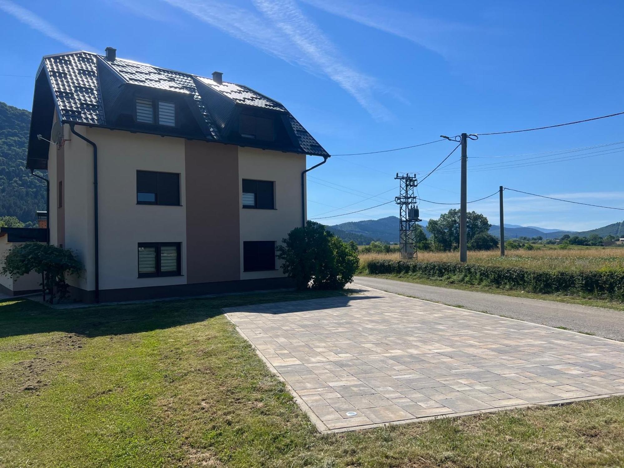 Zen Den Apartments Otočac Zewnętrze zdjęcie