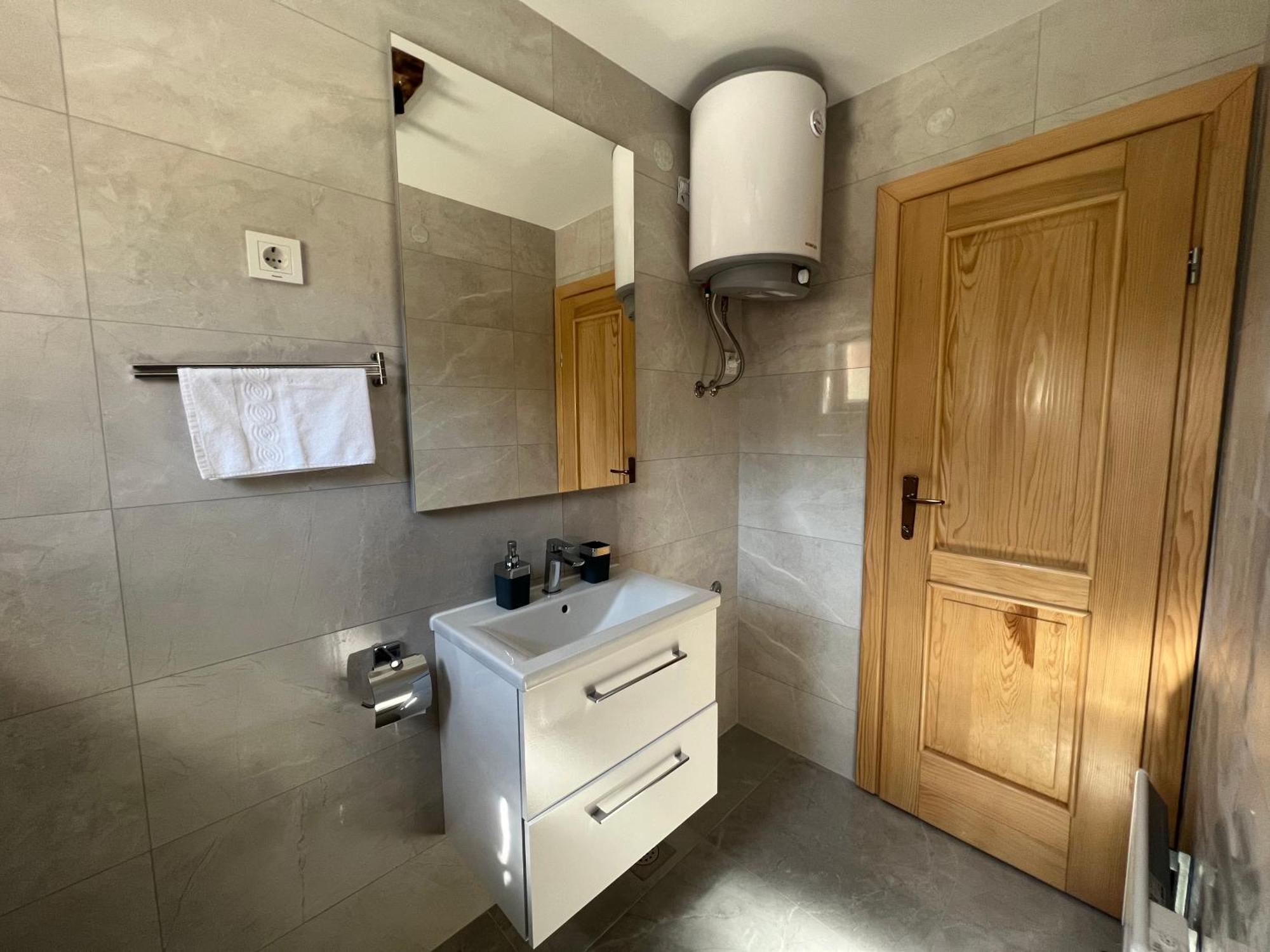 Zen Den Apartments Otočac Zewnętrze zdjęcie